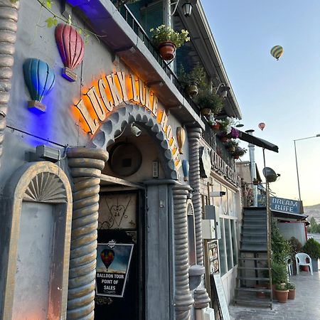Lucky Luke Stone House Apartment Goreme Bagian luar foto