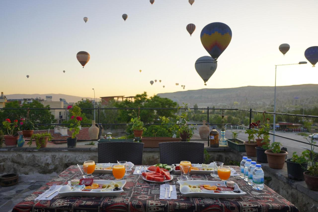 Lucky Luke Stone House Apartment Goreme Bagian luar foto