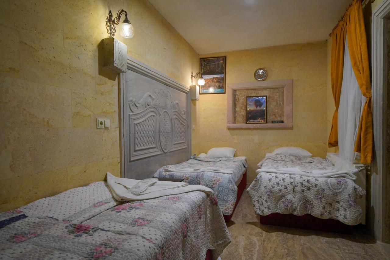 Lucky Luke Stone House Apartment Goreme Bagian luar foto