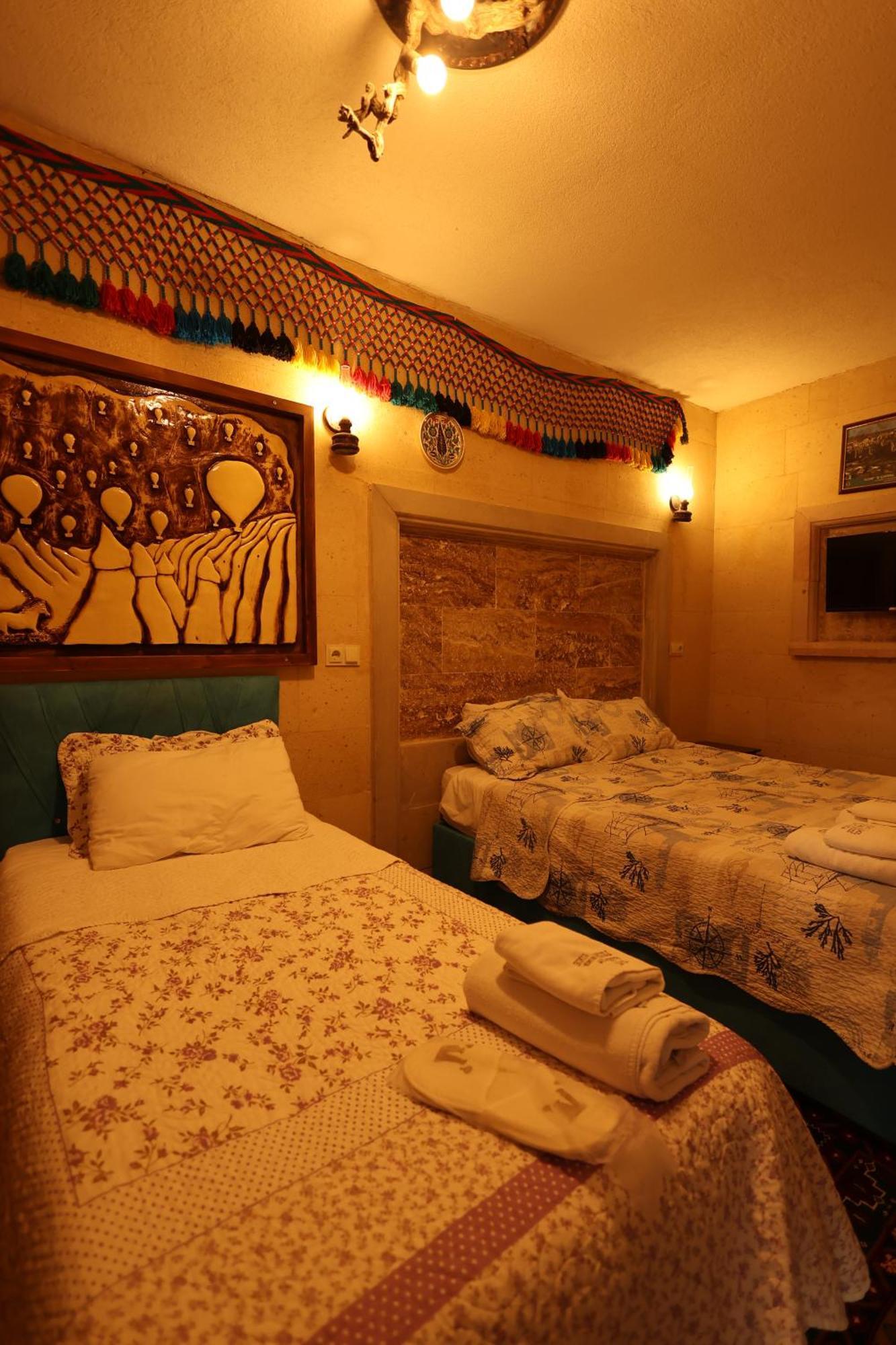 Lucky Luke Stone House Apartment Goreme Bagian luar foto