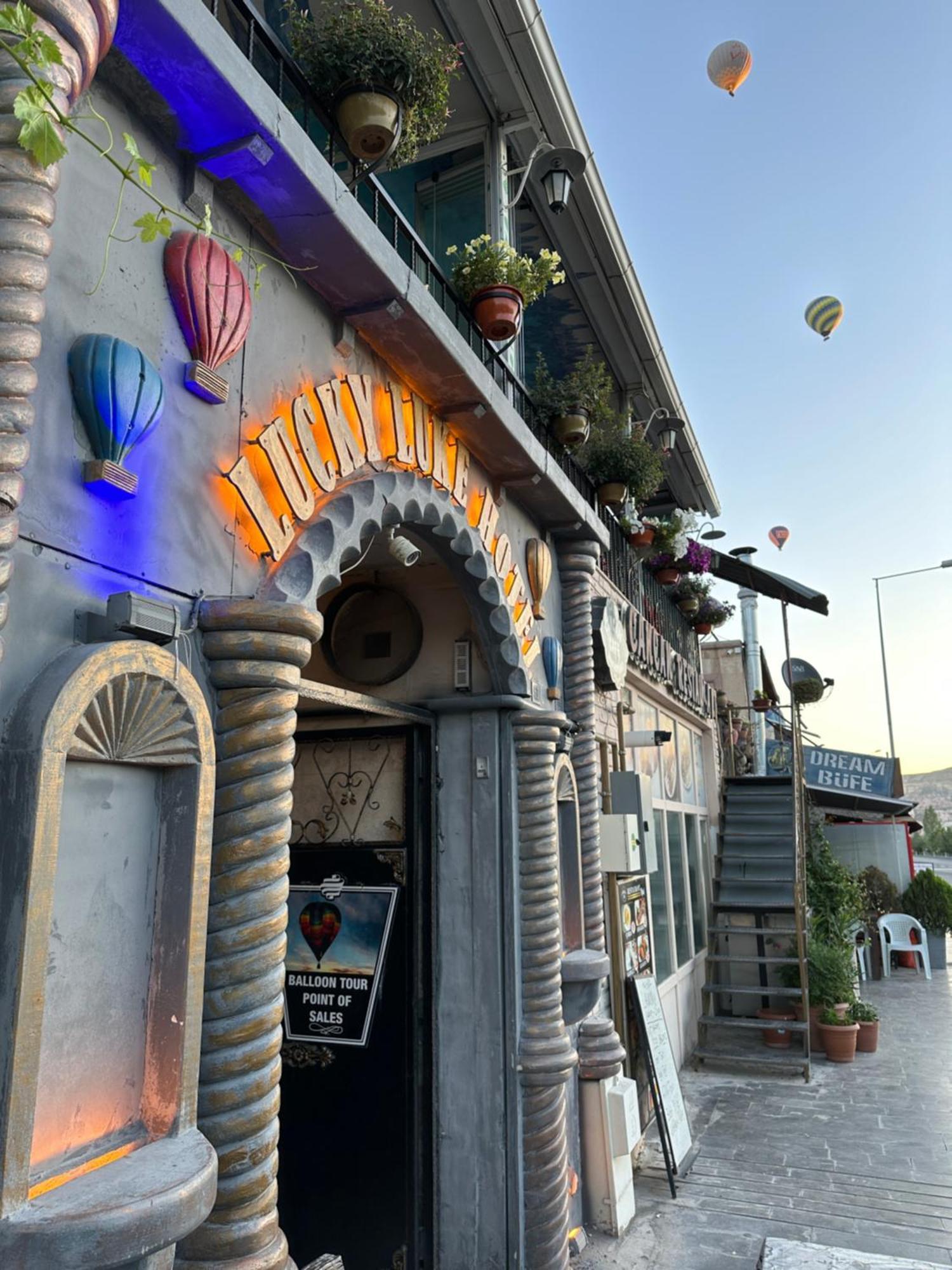 Lucky Luke Stone House Apartment Goreme Bagian luar foto