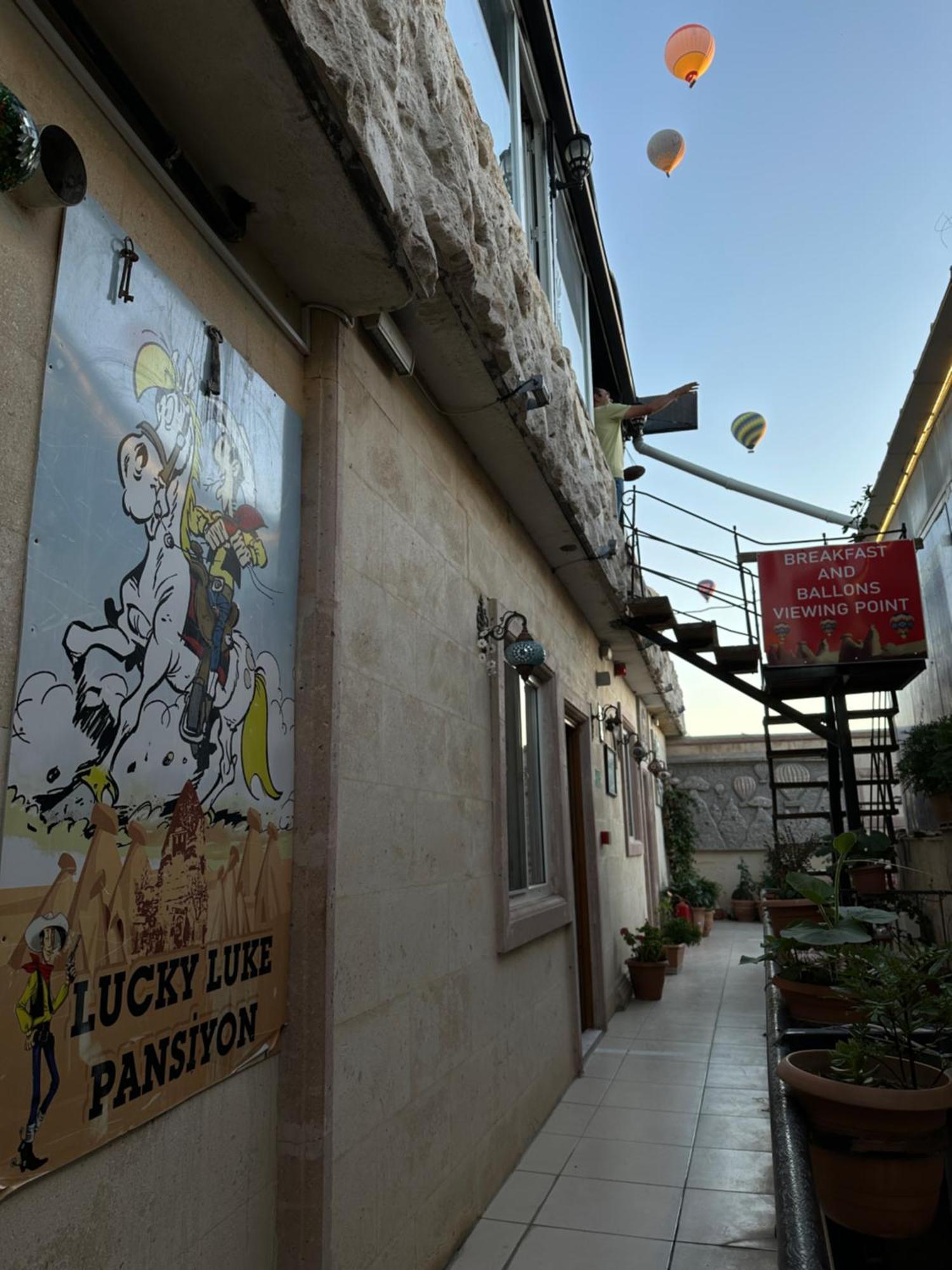 Lucky Luke Stone House Apartment Goreme Bagian luar foto